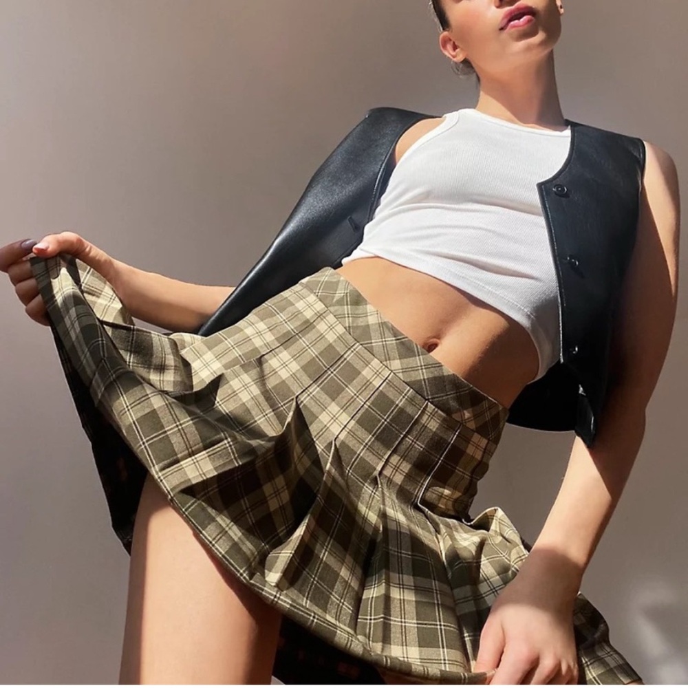 Aritzia Sunday Best Plaid Mini Skirt